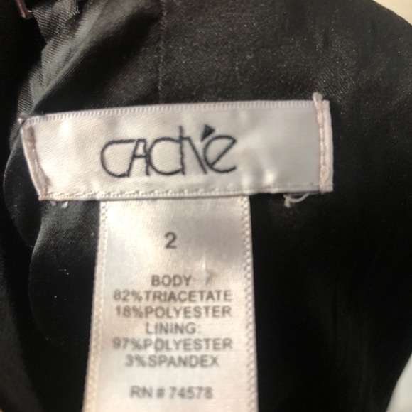 Cache Black Trim with flowers blazer size 2 - Picture 7 of 7